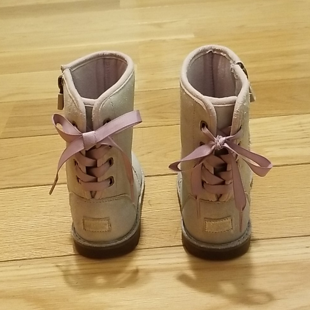 Girls Ugg boots